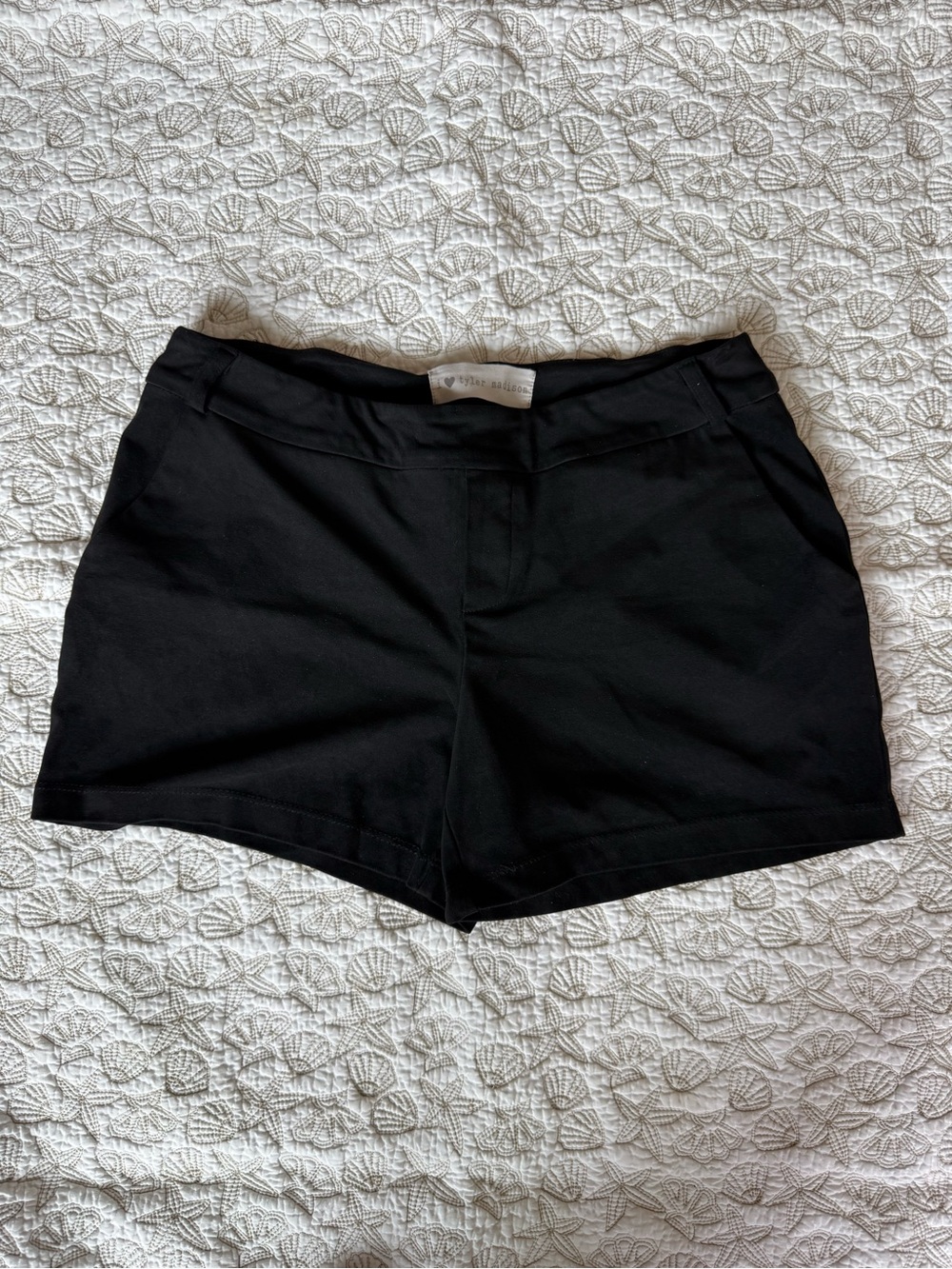 I LOVE TYLER MADISON Black Shorts